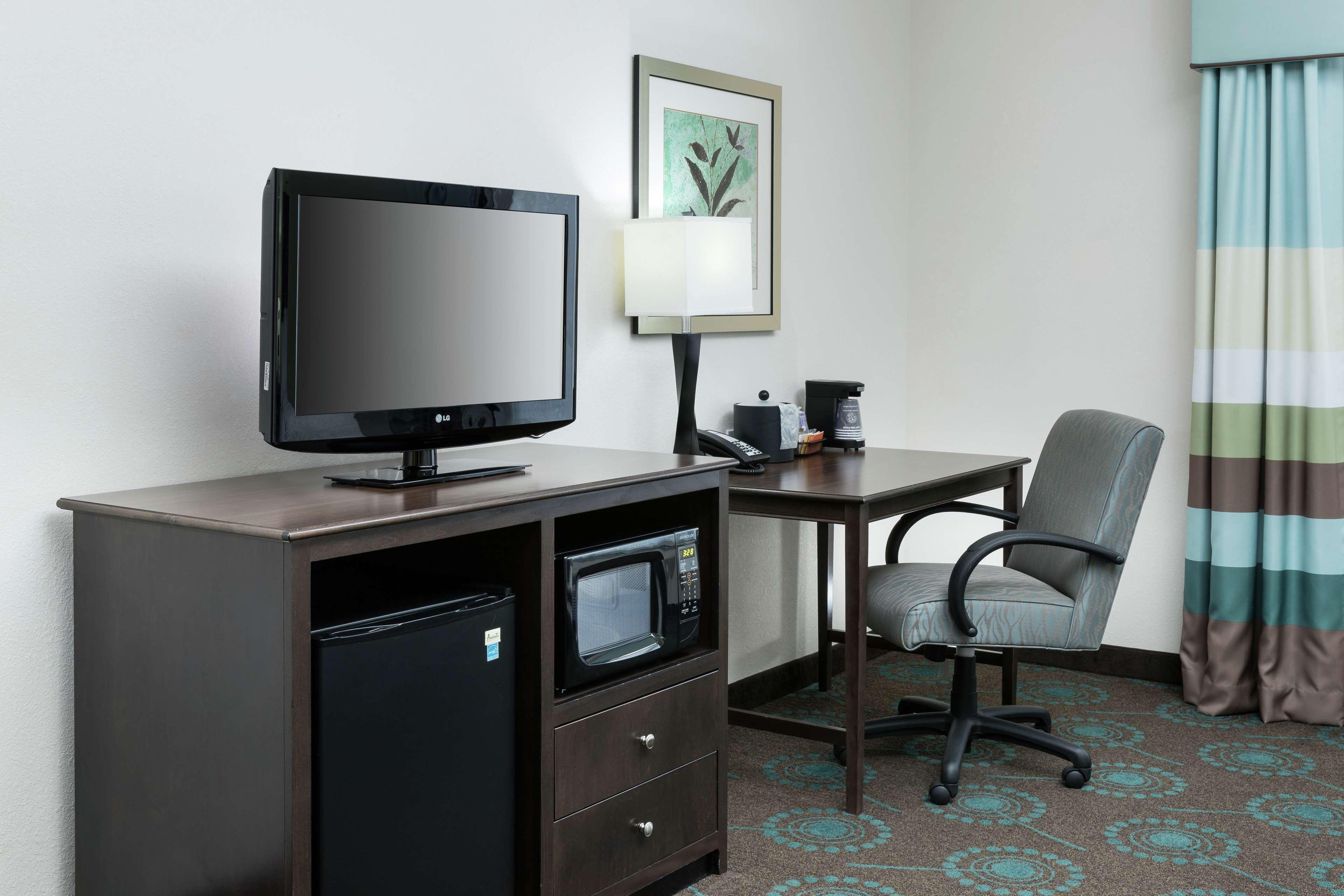 Hampton Inn & Suites Huntsville Research Park Area Екстериор снимка