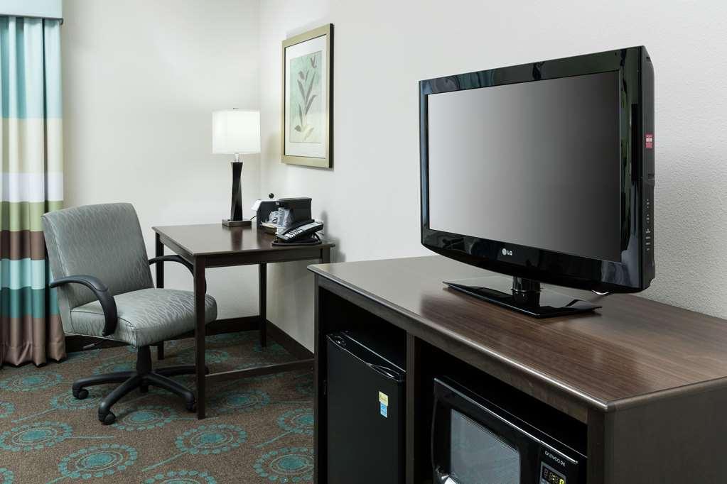 Hampton Inn & Suites Huntsville Research Park Area Стая снимка