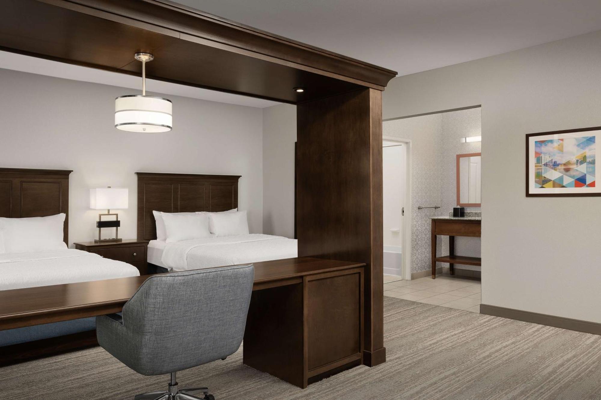 Hampton Inn & Suites Huntsville Research Park Area Екстериор снимка